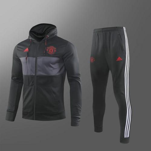 new man united tracksuit